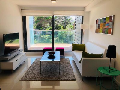 Venta Apartamento de 2 dormitorios en zona Playa Brava, Punta del Este