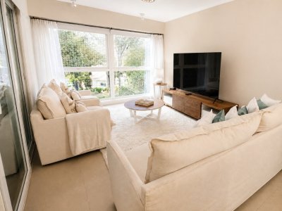Complejo Solanas, Punta Ballena , apto en venta  Green Park 