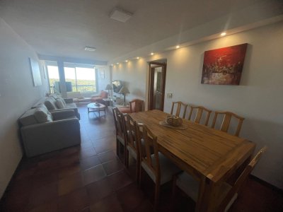 Apartamento de 2 dormitorios en venta