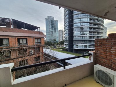 Apartamento a la venta de 1 dormitorio en Roosevelt Punta del Este