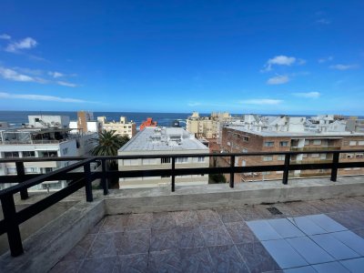 VENTA APARTAMENTO 3 DORMITORIOS PUNTA DEL ESTE PENINSULA