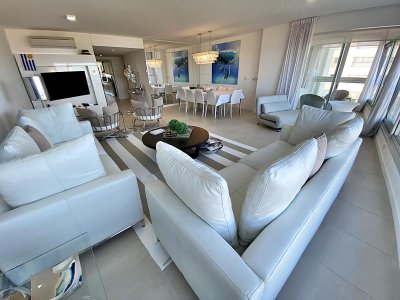 Espectacular planta en Le Parc 2, en Venta