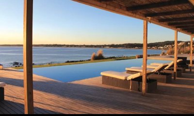 Venta de apartamento de 2 dormitorios en edifico Quartier Punta Del Este