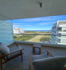 Alquiler 2 dormitorios en primera linea Playa Brava Punta del Este
