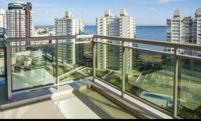 Departamento de 2 dormitorios en venta en torre premium. Playa Brava , Punta del este
