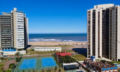 departamentoen venta de 2 dormitorios en excelente zona Punta Del Este