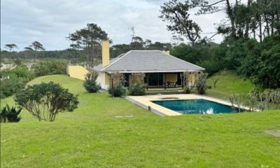 Apartamento en venta de 2 dormitorios en Punta Del Este, Playa Brava