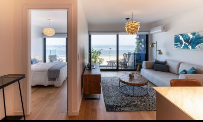 Apartamento en venta de 3 dormitorios al frente con vista al mar