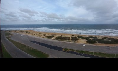 Apartamento  en Venta de 1 dormitorio Frente al Mar , Playa Brava , Punta del este