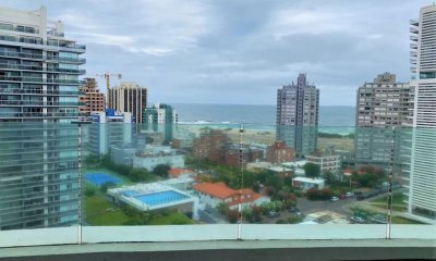 Departamento disponible en edificio Artower