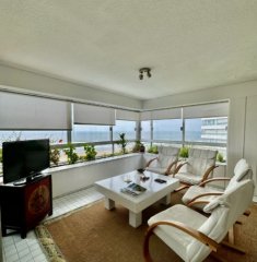 Increíble departamento en venta de 2 dormitorios, Torre Delfin en Brava Punta del Este.