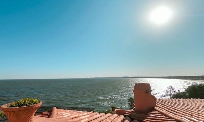 Vende apartamento con vista al mar en Punta Ballena de 4 dormitorios