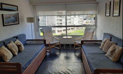 Vende apartamento de 1 dormitorio en Brava, Punta del Este.