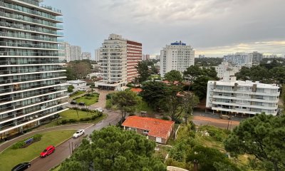 Apartamento en Venta de 3 dormitorios en Aidy Grill , Punta del este