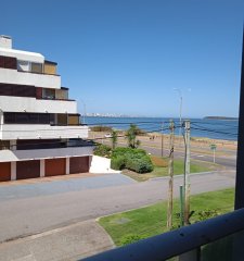 Apartamento en Primera linea,Playa Mansa
