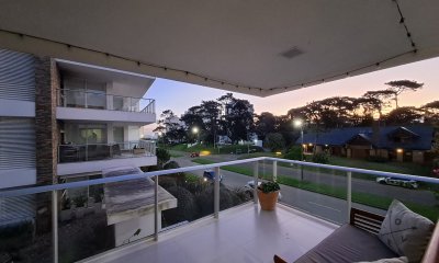 Departamento 2 dormitorios en venta en complejo nuevo con amenities.