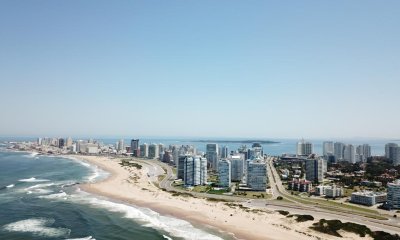 Venta Apartamento 3 dormitorios en Playa Brava, Punta del Este frente al mar