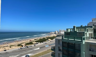 Apartamento de 2 dormitorios en Venta , Playa Brava , Punta del este