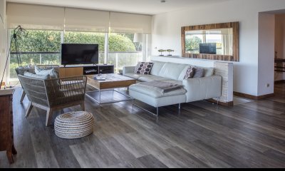 Tu Refugio Frente al Mar en Brava - Punta del Este, Departamento de 4 dormitorios en venta