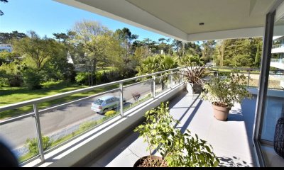 Departamento de 3 dormitorios en venta en  Rincón del Bosque.