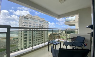 Vende apartamento ideal en Brava con vista al mar