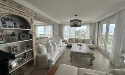 Oportunidad - Espectacular departamento en venta de 3 dormitorios más dependencia en torre Le Jardin