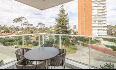 En Alquiler apartamento en Mansa de 2 dormitorios