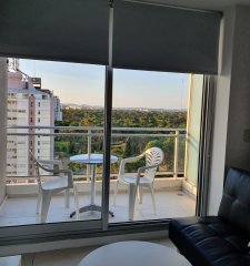 En venta apartamento de 1 dormitorio en Roosevelt- Punta del Este, con balcon.