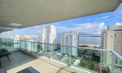 Gran departamento ubicado en Gala Tower, de 3 dormitorios,  Punta del Este