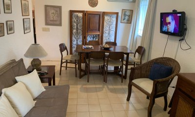 Oportunidad. Vende apartamento de 2 dormitorios, cerca del mar, Punta del Este