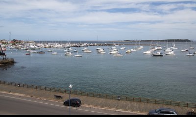 Departamento con vista al puerto.