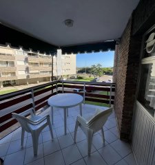 Apartamento de 2 dormitorios en Mansa, Punta Del Este