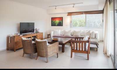 Apartamento En Venta 2 Dormitorios frente al mar. Brava 28