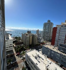 Apartamento en Península - Punta del Este en venta, de 2 dormitorios.
