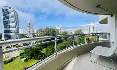 Apartamento en Venta de 1 dormitorio a cuadras de Playa Brava , Punta del este