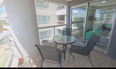 Vende departamento a metros del mar, 1 dormitorio en Brava- Punta del Este