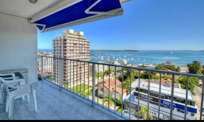 Venta Apartamento 3 dormitorios en Península con vista al mar