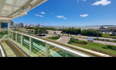 Departamento de 3 dormitorios en venta en Coral Tower en venta