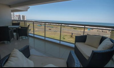 Apartamento de 3 dormitorios en venta en Torre Imperiale.