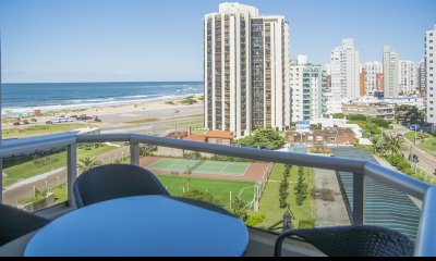 Hermoso Departamento en venta a pasos del mar.
