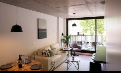 Venta Apartamento de 2 dormitorios en Barrio Sur, de entrega Inmediata.