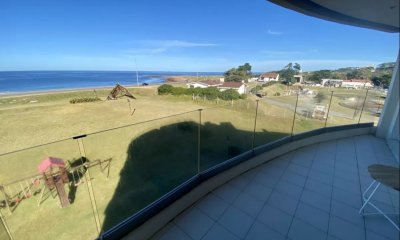 Apartamento  de 2 dormitorios en Mansa - Punta del Este