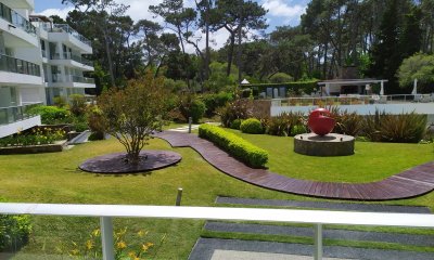 Apartamento de 1 dormitorio en Playa Mansa, Punta Del Este