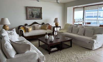 Departamento de 3 dormitorios + dep en venta con espectacular vista al mar