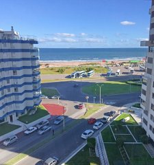 Departamento de 3 dormitorios en venta a pasos del mar, Playa Brava
