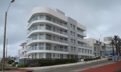 Vende apartamenro de 1 dormitorio en Peninsula, Punta del Este.