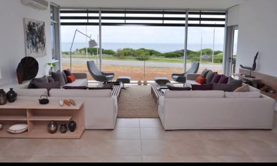 Departamento de 3 suites + dependencia en venta, frente al mar. Punta del Este