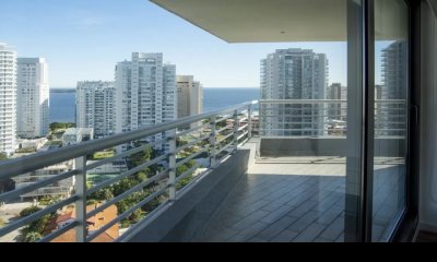 Punta del este, playa Mansa