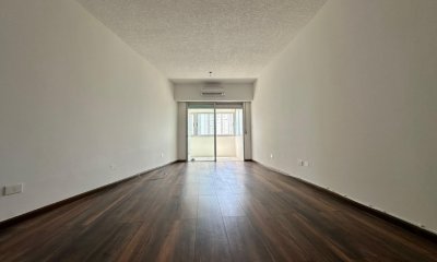 Se vende apartamento de 3 dormitorios en Roosevel, Punta del Este.