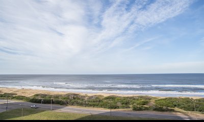 Hermoso Departamento en venta en Torre Lobos.